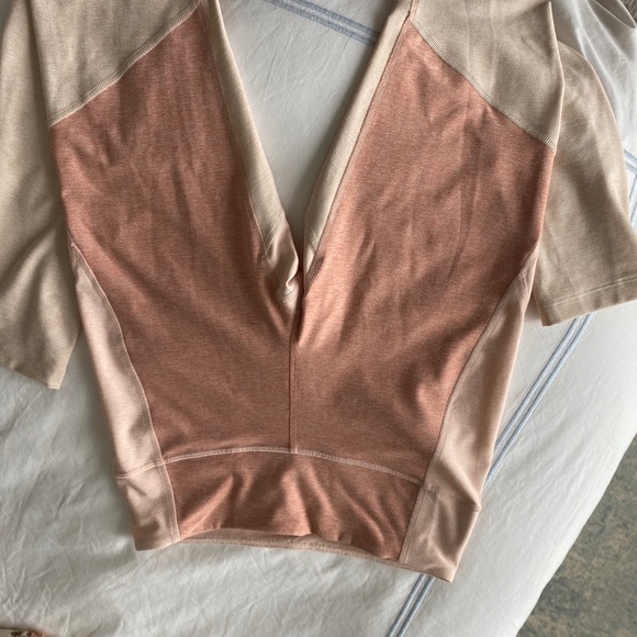 Ever Worn Outdoor Voices Two Tone Leggings Size S - Picture 2 of 6